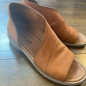 Free People Mont Blanc Slide, sz 7.5/8